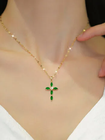 Collar Cruz Zircón Verde