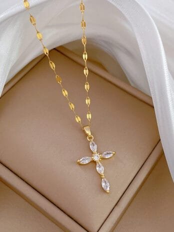 Collar Cruz Zircón Blanca